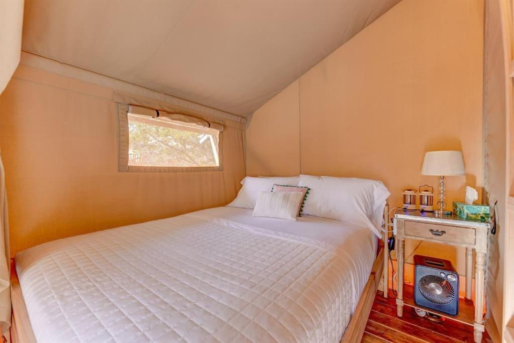 Готель 12 Fires Luxury Glamping With Heating #5 Джонсон-Сіті Екстер'єр фото